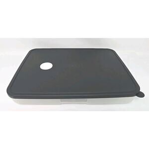 TUPPERWARE FREEZE SMART 4.75 Cup Container With Green DATE DIAL LID 4451C-2 EUC